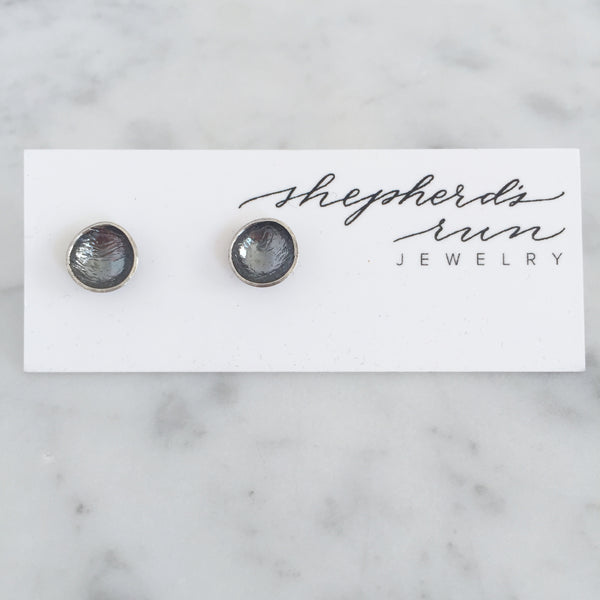 Cup studs