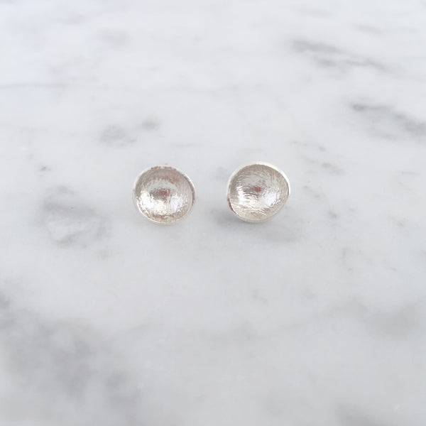 Cup studs