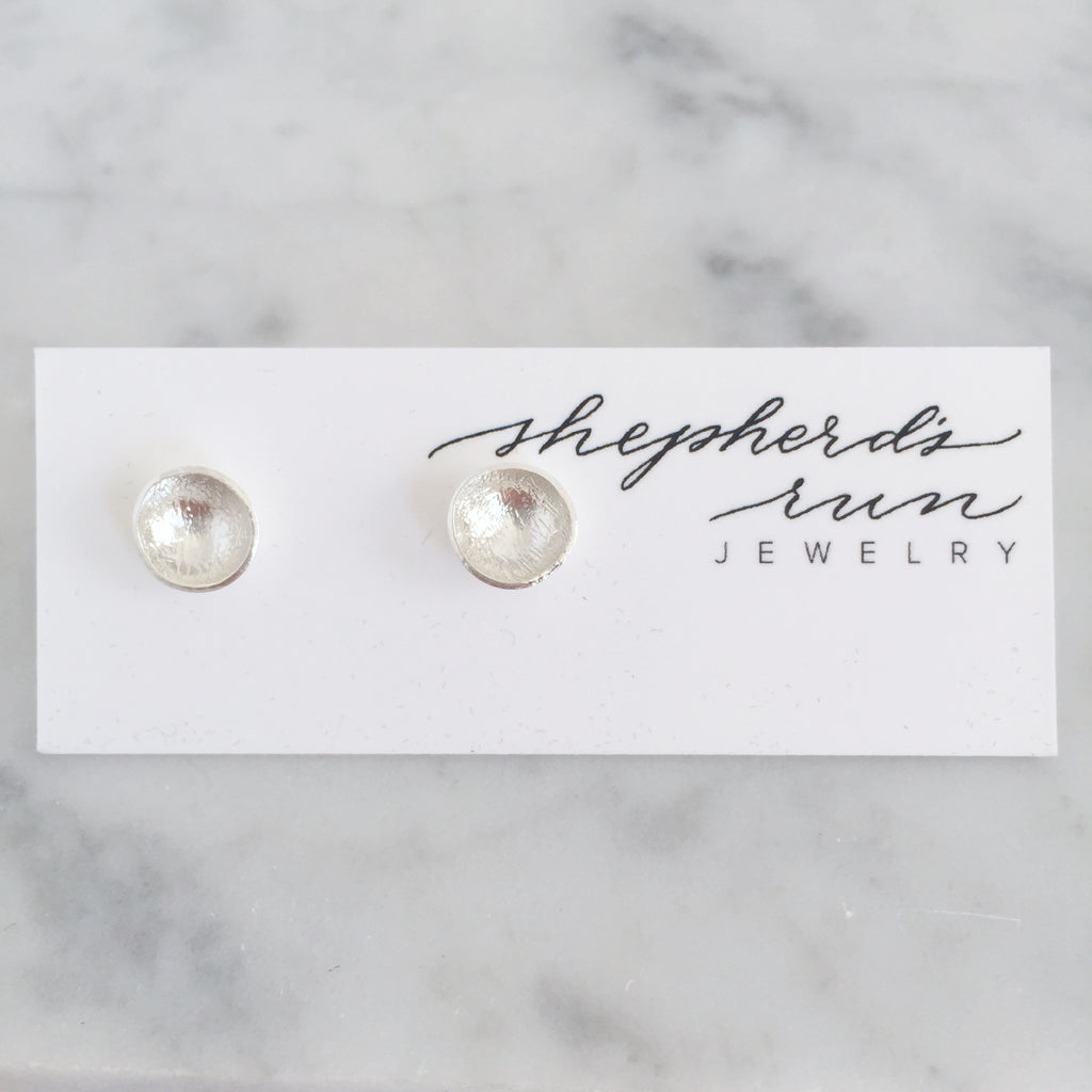 Cup studs