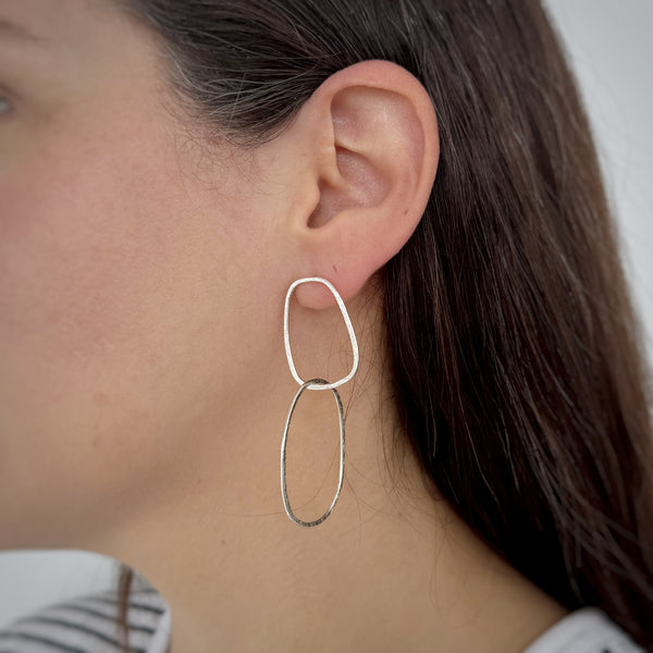 Skipping Stone Studs