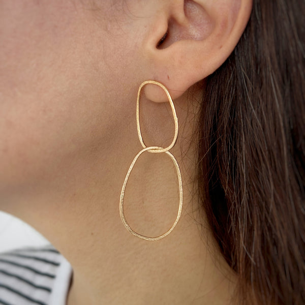 Skipping Stone Studs