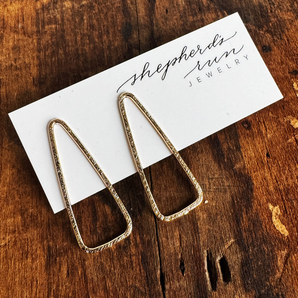 Dart Studs
