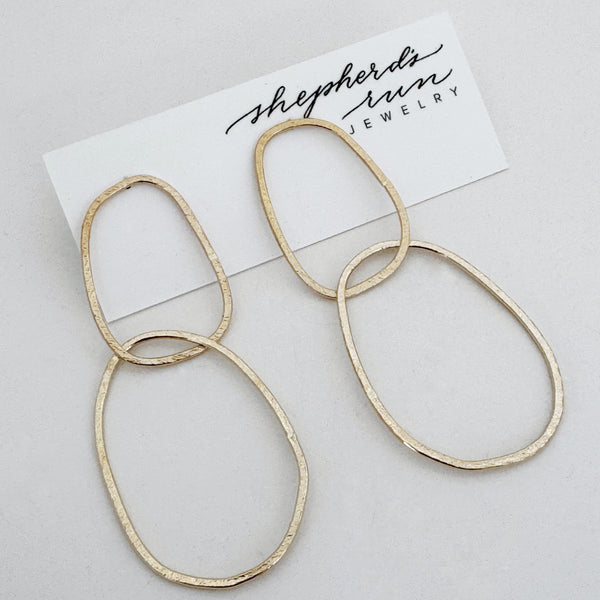Skipping Stone Studs