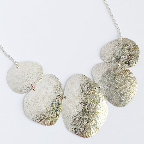 Pebble Fan necklace