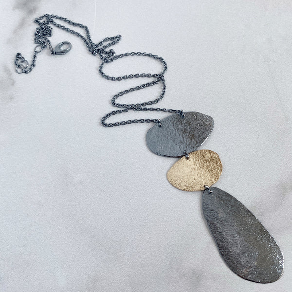 Standing stone necklace